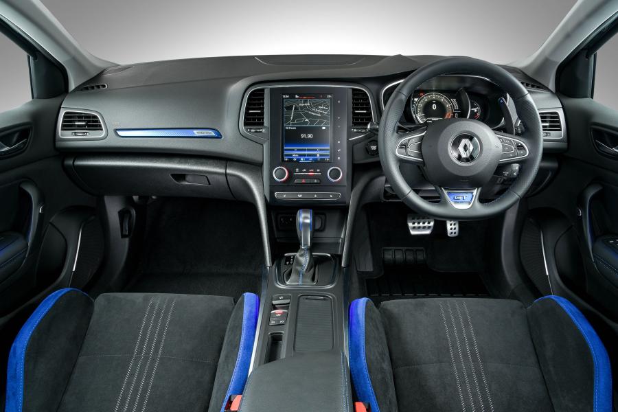 Торпедо Renault Megane GT 2016 года  (ZA) (фото 4 из 17)